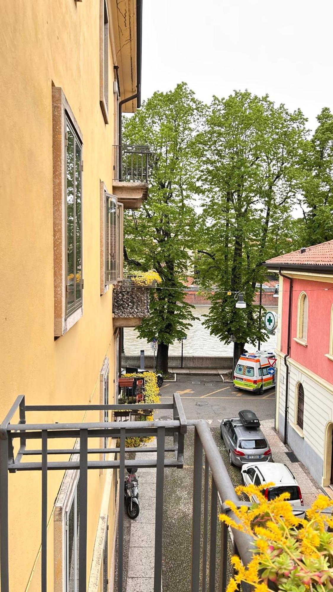 Notti Sull'Adige Ξενοδοχείο Βερόνα Εξωτερικό φωτογραφία